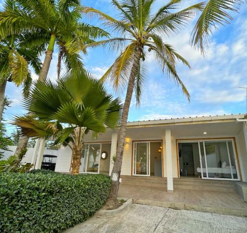 Hostal Zaba Beach House