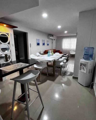 Apartamento Hermoso Apto En La Zona Turistica Con Piscina