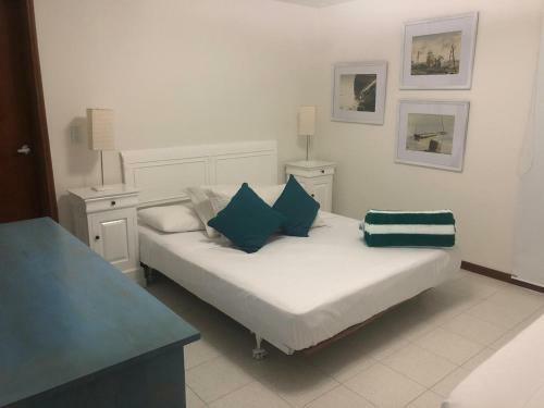 Apartamentos Santorini Bay