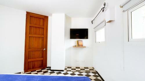 Hotel La Puerta Azul