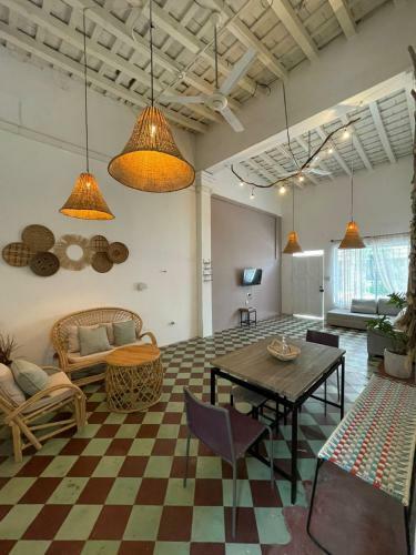 Hermosa Y C�ntrica Casa Altamar