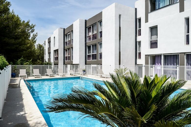 Hotel H�tel Saint Roch