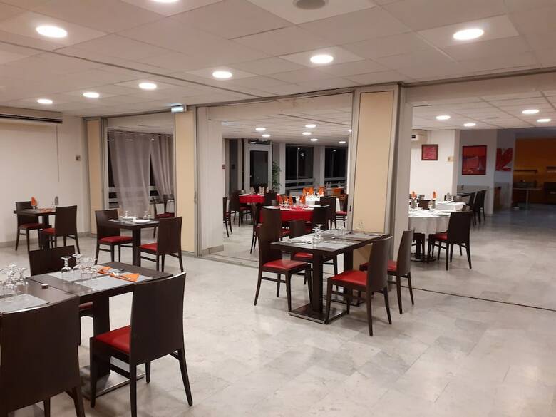 Hotel H�tel Saint Roch