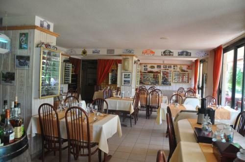 Hotel Logis Le Relais De La Vallee
