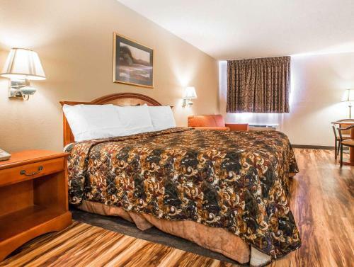 Hotel Rodeway Inn Caseyville