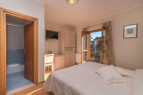 Hostal Guest House Bakica