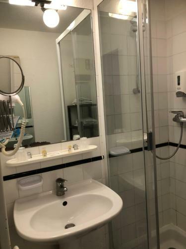 Hotel H�tel Restaurant Les Falaises