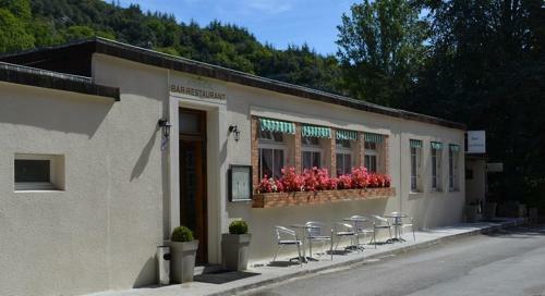 Hotel H�tel Restaurant Les Falaises