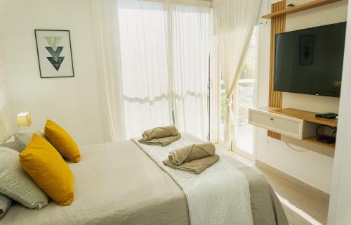 Apartamento Pet-friendly Pool Retreat With Luxury Hot Showers