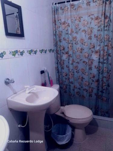 Caba�a Recuerdo Lodge, B & B