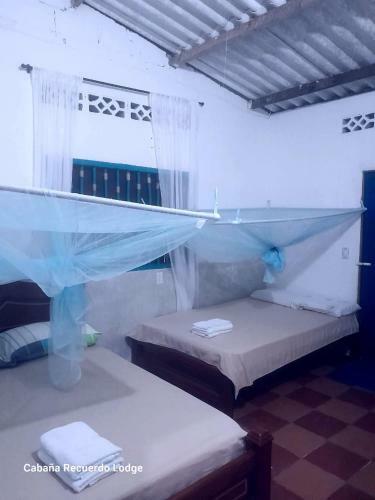 Caba�a Recuerdo Lodge, B & B