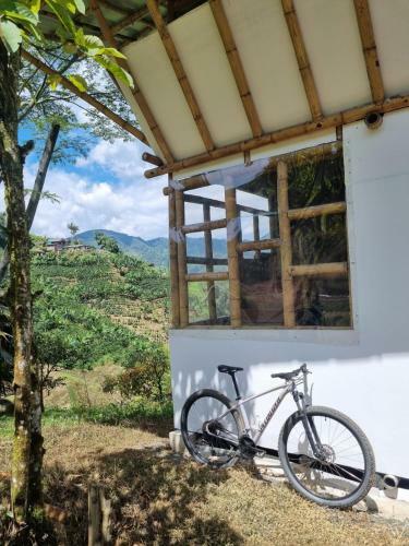 Caba�a El Ensue�o (guadua, Bambu)