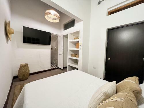 Hostal Casa Cocotte - Casa De Hu�spedes