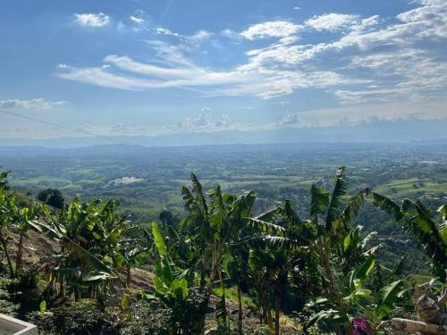 Finca Cielo Alto V�a Pereira-altagracia
