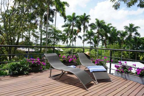 Nirvana Bed And Breakfast Eco Villa In Cerritos