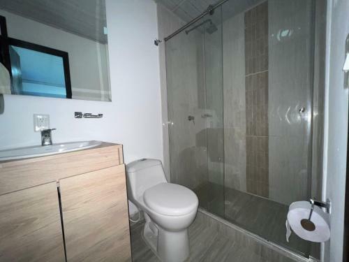 Apartamento Privado 2br, 2bth, Parking,tv,wifi