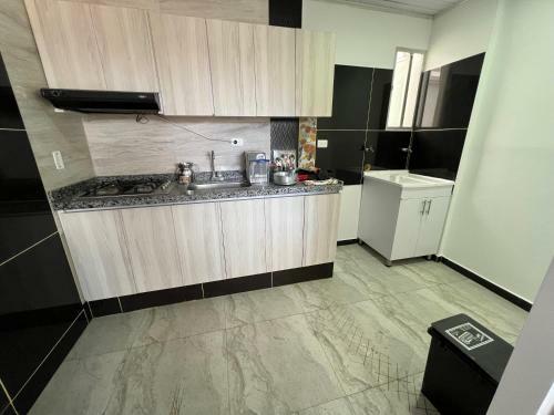 Apartamento Privado 2br, 2bth, Parking,tv,wifi