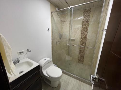 Apartamento Privado 2br, 2bth, Parking,tv,wifi