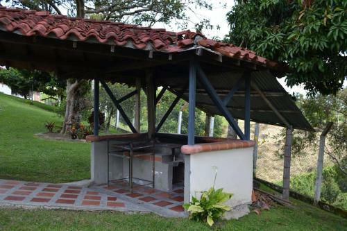 Finca Con Billar Y Piscina Para Un Descanso Familiar