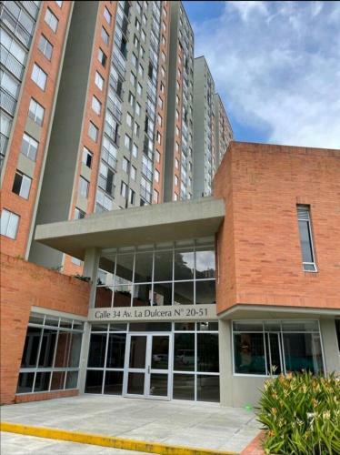 Bonito Y Central Apartamento