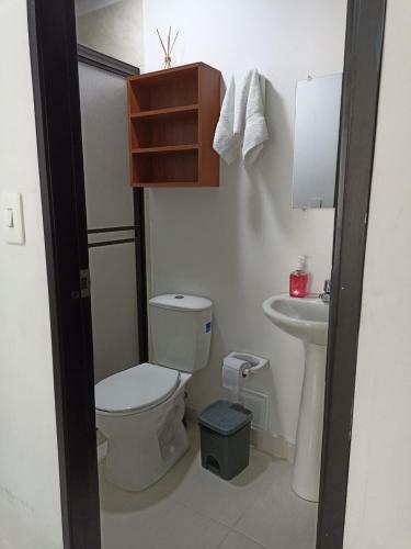 Apartamento C�modo Edificio Casa Confort En Providencia