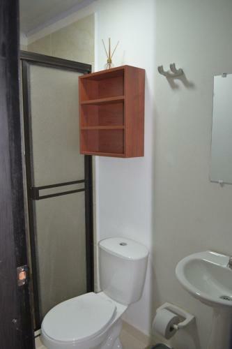 Apartamento C�modo Edificio Casa Confort En Providencia