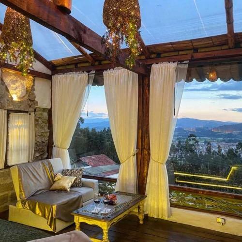Bed & Breakfast Caba�a Esmeralda - Seilan Alojamiento Rural