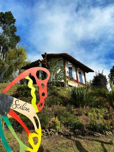 Bed & Breakfast Caba�a Esmeralda - Seilan Alojamiento Rural