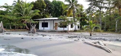 La Casa De La Playa