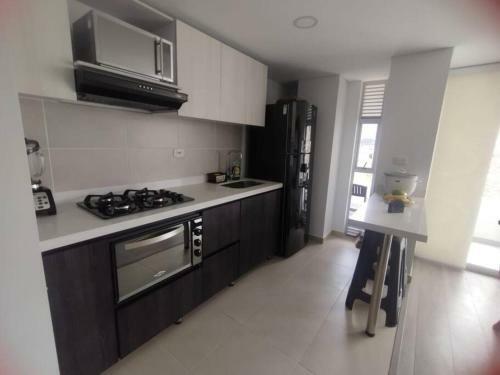 Amplio Apartamento Lujoso Al Lado Del Lago