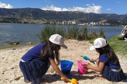 Amplio Apartamento Lujoso Al Lado Del Lago