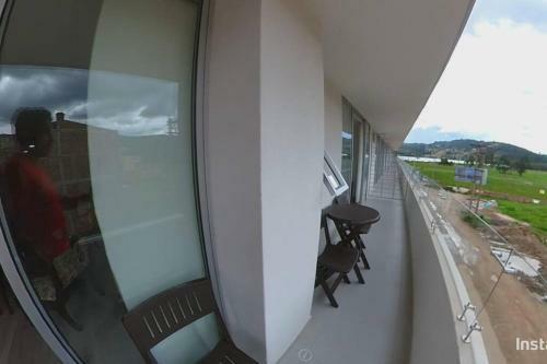 Amplio Apartamento Lujoso Al Lado Del Lago