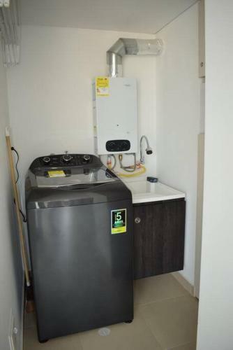 Amplio Apartamento Lujoso Al Lado Del Lago