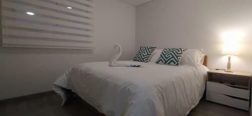 Amplio Apartamento Lujoso Al Lado Del Lago