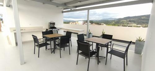 Amplio Apartamento Lujoso Al Lado Del Lago