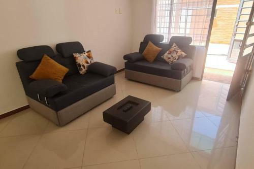 Apartamento Agradable Casa Familiar Con Parqueadero Privado