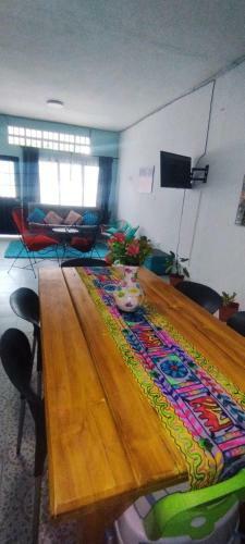 Casa Holandesa Con Piscina Privada