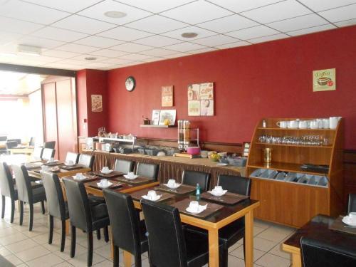 Brit Hotel Relais Du Vern