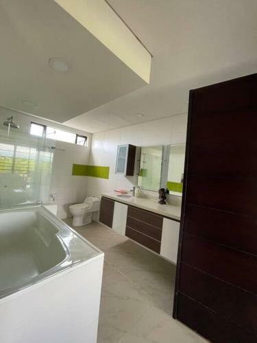 Casa De Lujo Campestre Con Jacuzzi