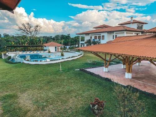 Hotel Casona Montanesa Quind�o Eje Cafetero