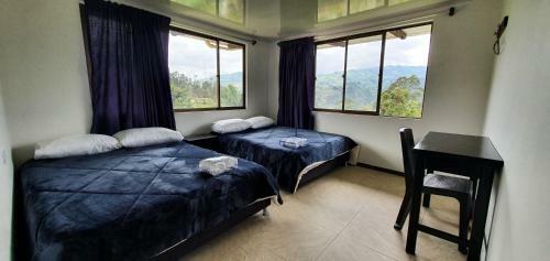 Hostal Alojamiento Blue Sky