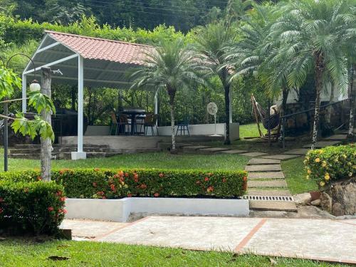 Villa Un Para�so Para Disfrutar Y Compartir Cerca De Bogot�