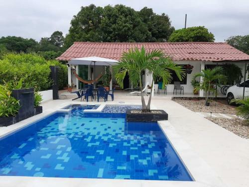 Casa Campestre Melgar Herradura Con Piscina Privada