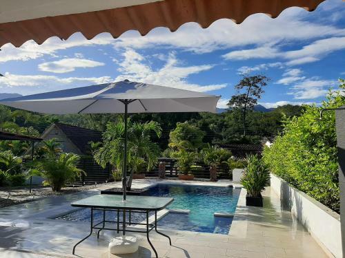 Casa Campestre Melgar Herradura Con Piscina Privada