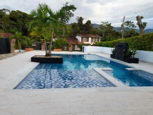 Casa Campestre Melgar Herradura Con Piscina Privada