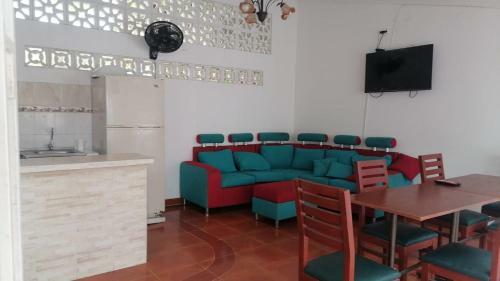 Aparta Hotel El Castillo