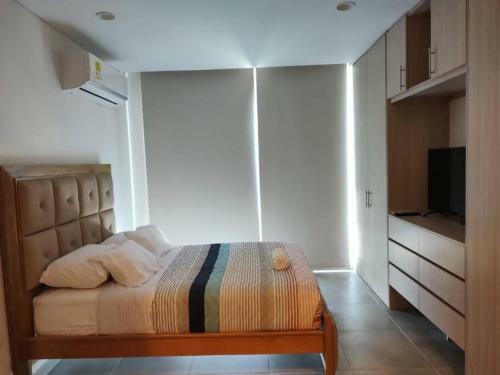 Apartasuite Salguero 1412