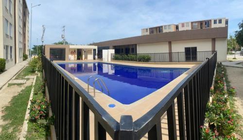 Comodo Apartamento