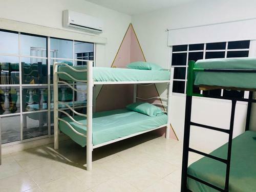 Habitaciones Y Aptos Isabella