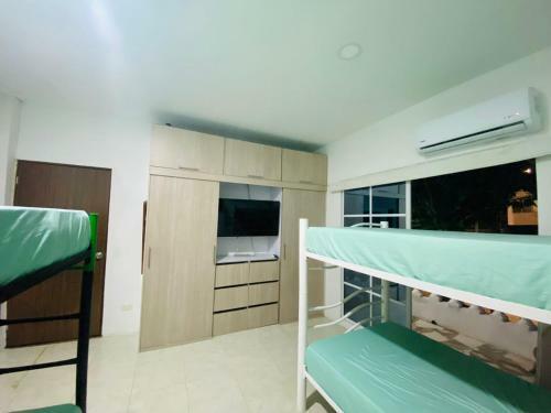 Habitaciones Y Aptos Isabella